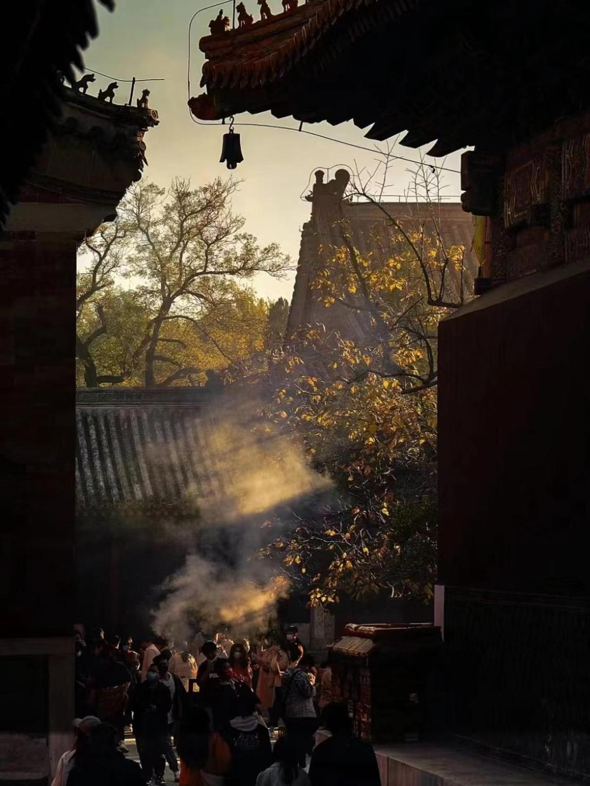 Happy Dragon Courtyard- Newly Renovated With French Windows, Near Tian'anmen Forbidden City,lama Temple And Heaven Temple, 3minutes Walk From Subway,fluent Speaking With Tourist Sights Tickets Service ,free Coffee &laundry Service Pequim