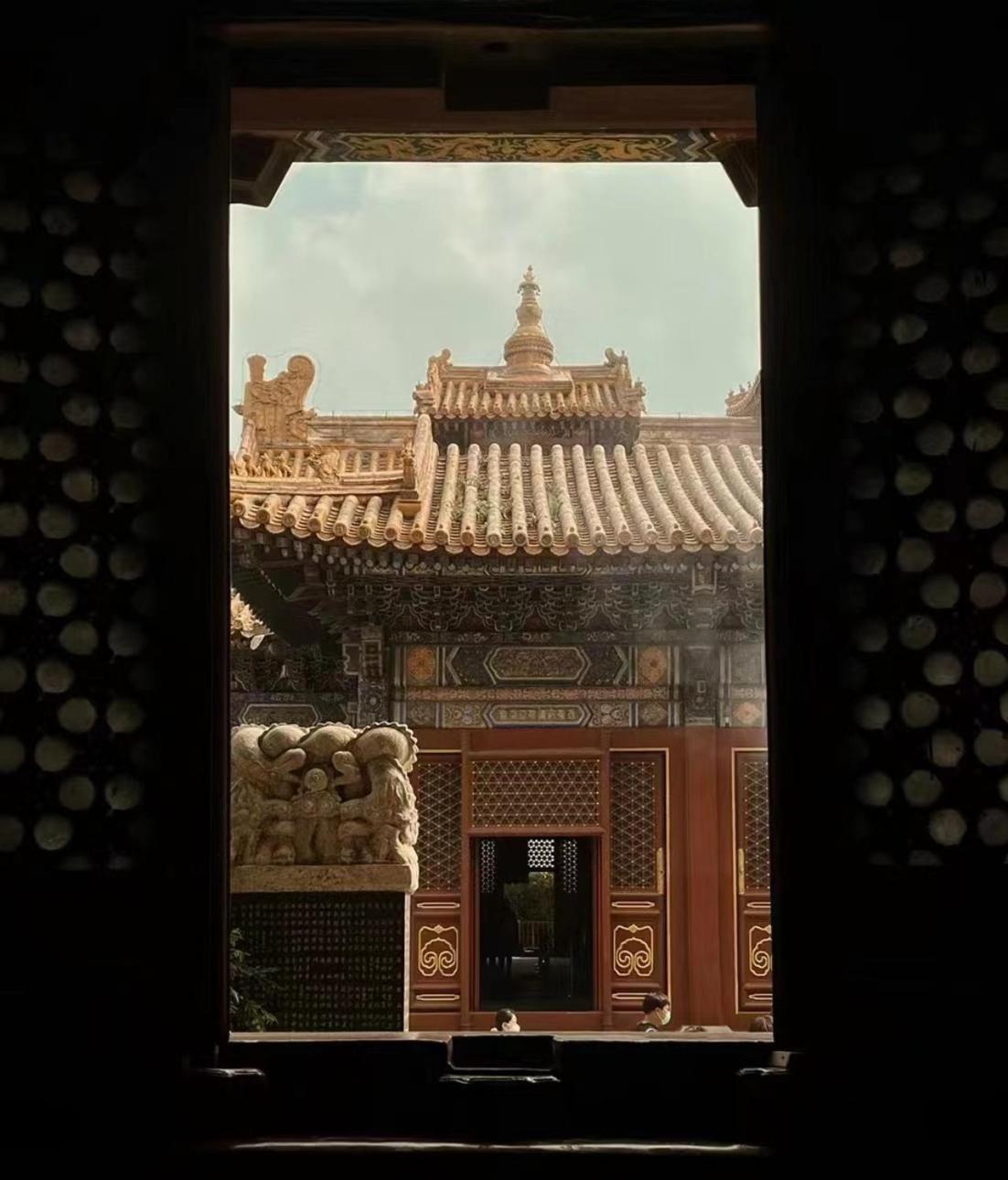 Hotel Happy Dragon Courtyard- Newly Renovated With French Windows, Near Tian'anmen Forbidden City,lama Temple And Heaven Temple, 3minutes Walk From Subway,fluent Speaking With Tourist Sights Tickets Service ,free Coffee &laundry Service
